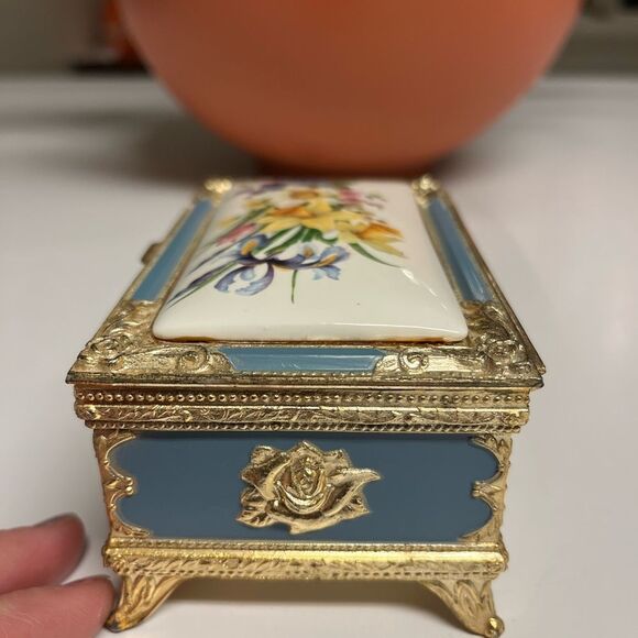 Japanese Vintage Porcelain Music Box - Picture 3 of 7